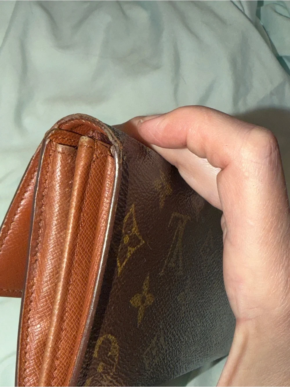 VINTAGE 1993 LOUIS VUITTON SARAH MONOGRAM SNAP WALLET - Picture 14 of 15